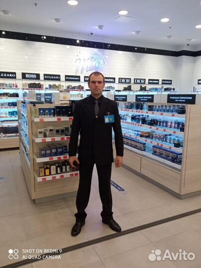 Охранник в ТЦ у м. Парнас, пр. Просвещения, Озерки