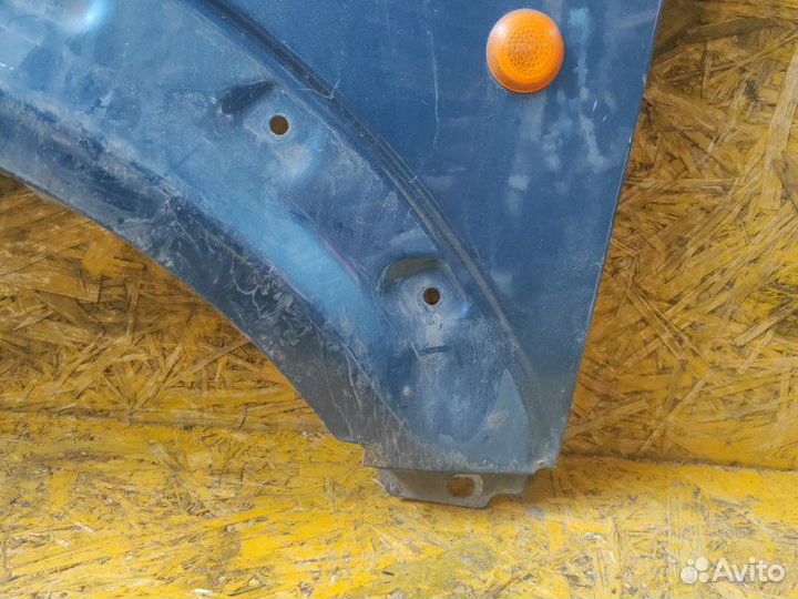 Крыло для левое Ford Transit Connect TC7 1.8L