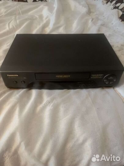 Видеомагнитофон panasonic