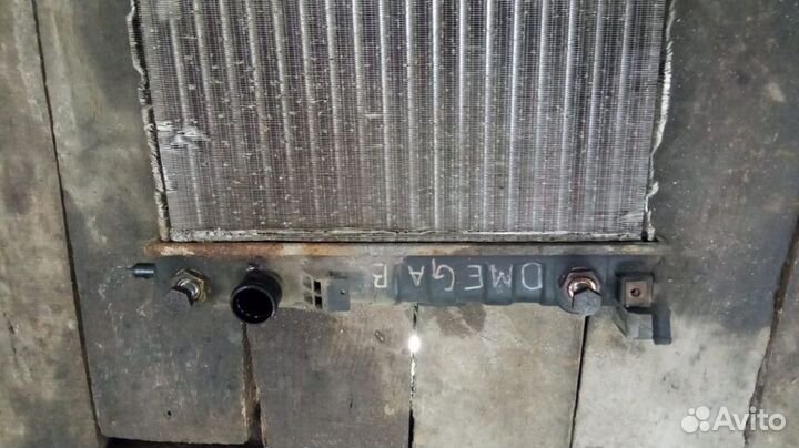 Радиатор охлаждения Opel Omega B II X20SE