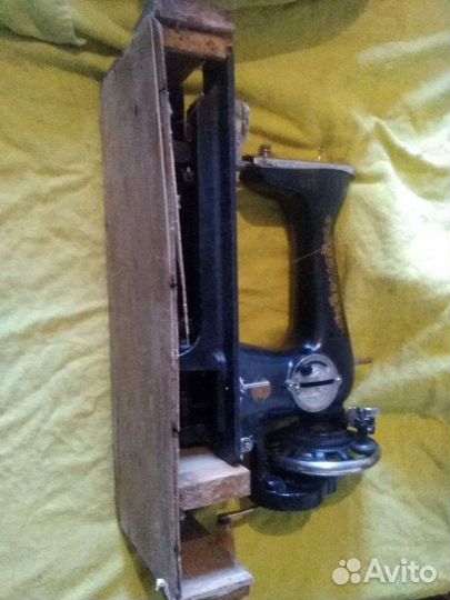 Швейная машина Чайка 134