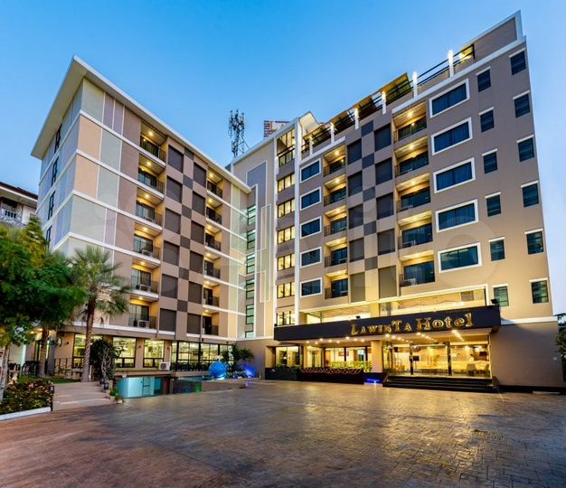 Гостиница 30000 м² (Таиланд)