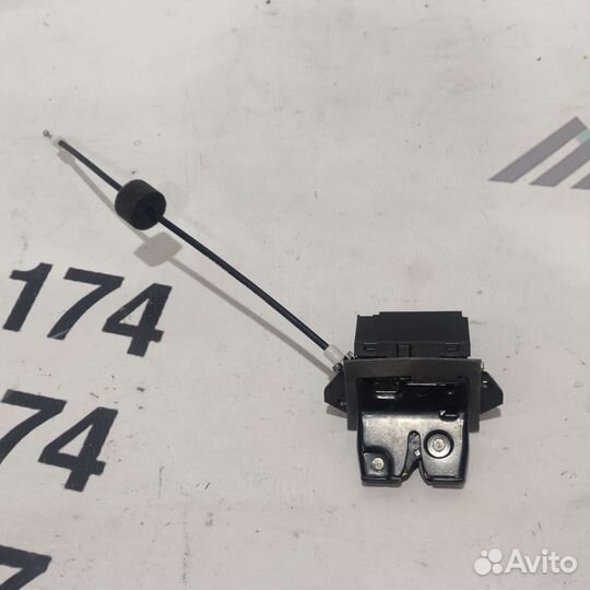 Замок крышки багажника Mercedes W211, W219