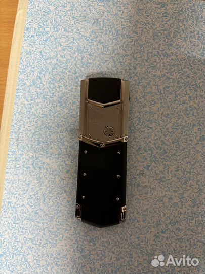 Кнопочный телефон