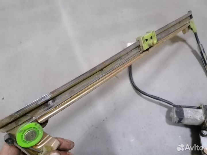 Стеклоподьемник передний левый Lifan Breeze