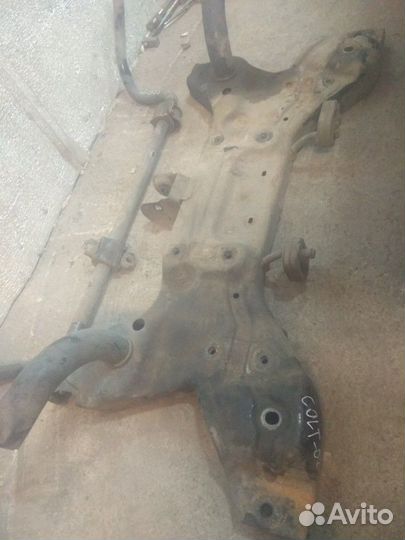 Подрамник Mitsubishi Colt Z25A
