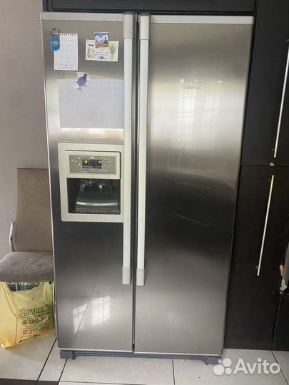 Холодильник hotpoint ariston бу