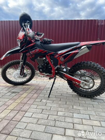 Продам мотоцикл BSE Z10