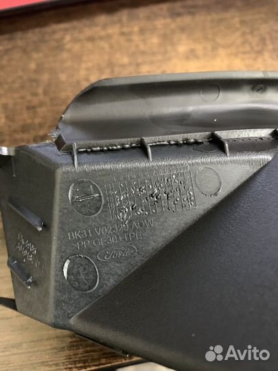 Дефлектор воздухозаборника (R) Ford Transit