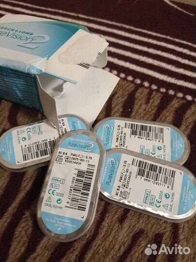 Линзы контактные bausch lomb -3,75