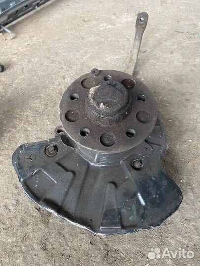 Ступица передняя левая Mercedes S500 W220 M113