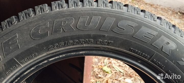 Bridgestone Ice Cruiser 7000 205/60 R16 92T