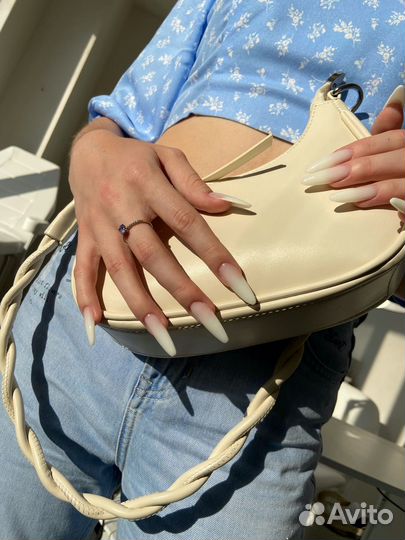 Маникюр и педикюр