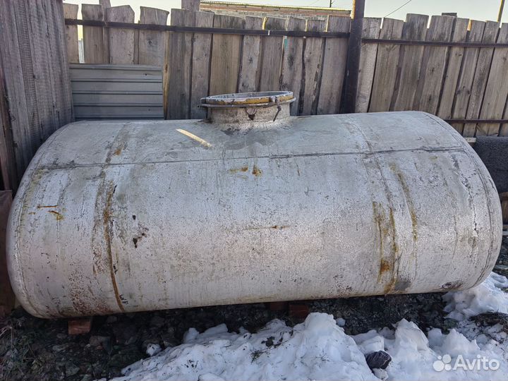 Емкость алюминиевая