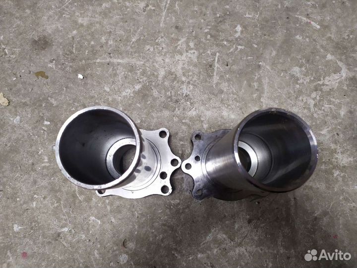 Труба шкворня переднего моста мтз