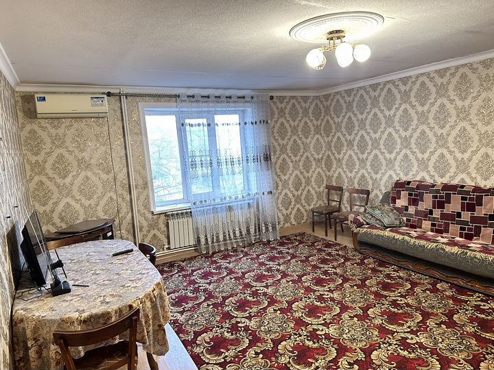 2-к. квартира, 58 м², 3/5 эт.