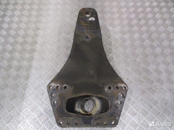 Кронштейн полурессоры Scania 1377745