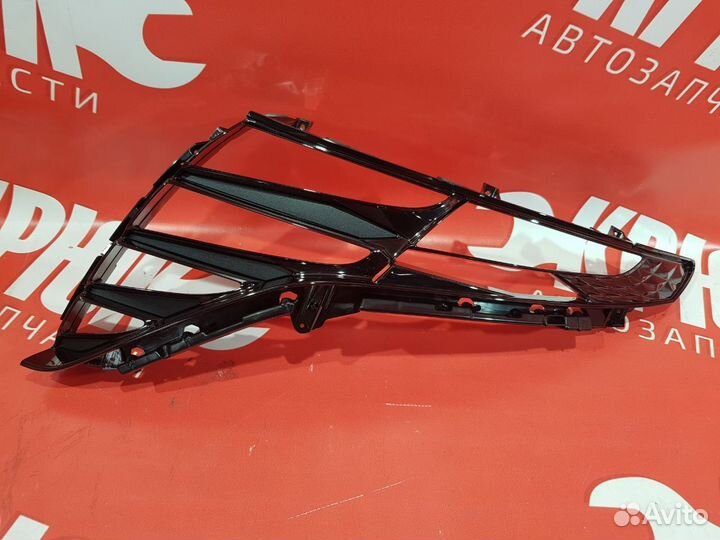 Молдинг фары Hyundai Tucson 2020-2022 92135N7100