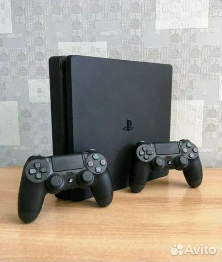 Sony PS4 + FIFA 23 + NHL 23 + UFS 4