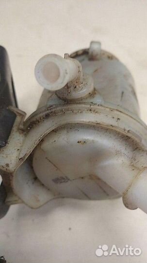 Бачок гидроусилителя Toyota Hilux