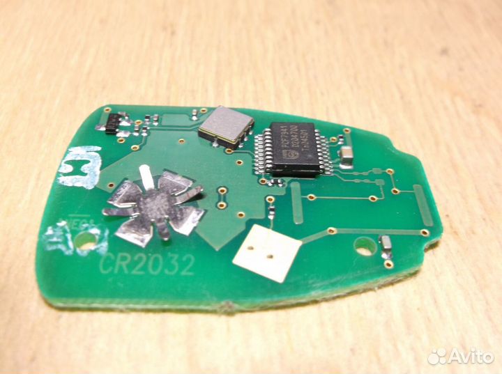 Chrysler / Jeep 2 Button Remote P/N 04727352 AB