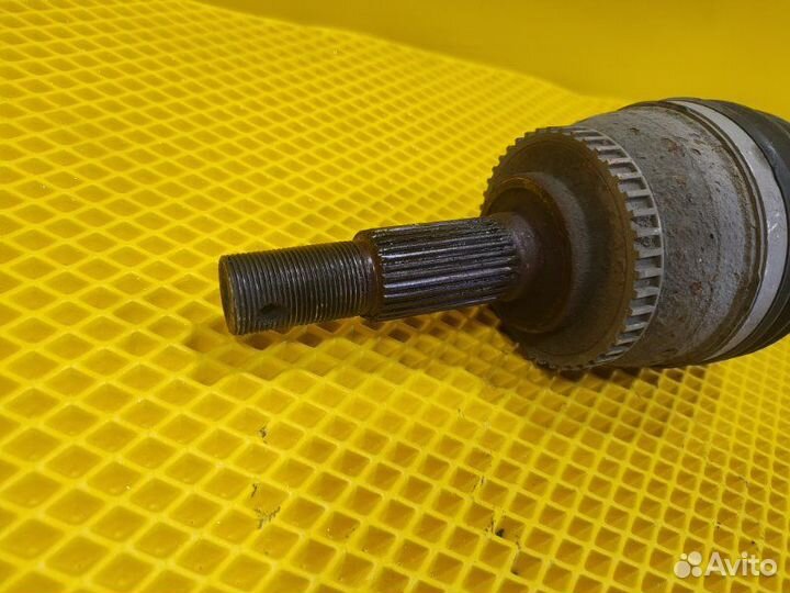 Привод передний левый Nissan Cefiro A33 VQ20DE