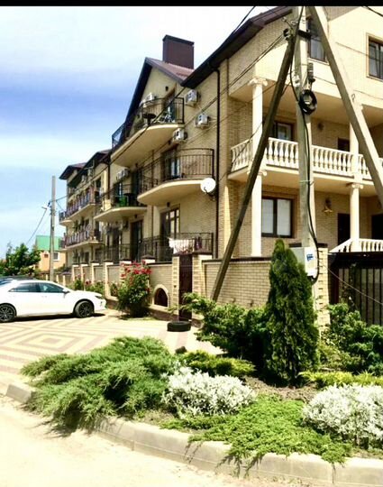 Комната 40 м² в > 9-к., 2/3 эт.