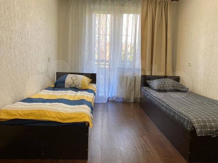 2-к. квартира, 54 м², 1/5 эт.