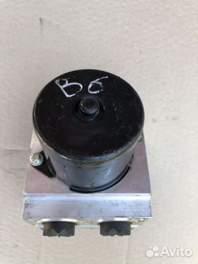 Блок ABS Фольксваген Пассат Б6; В6