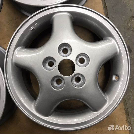 Литые диски Mitsubishi R15 5x114.3