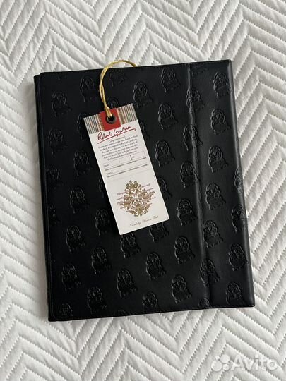 Новый чехол iPad дизайнерский Robert Graham