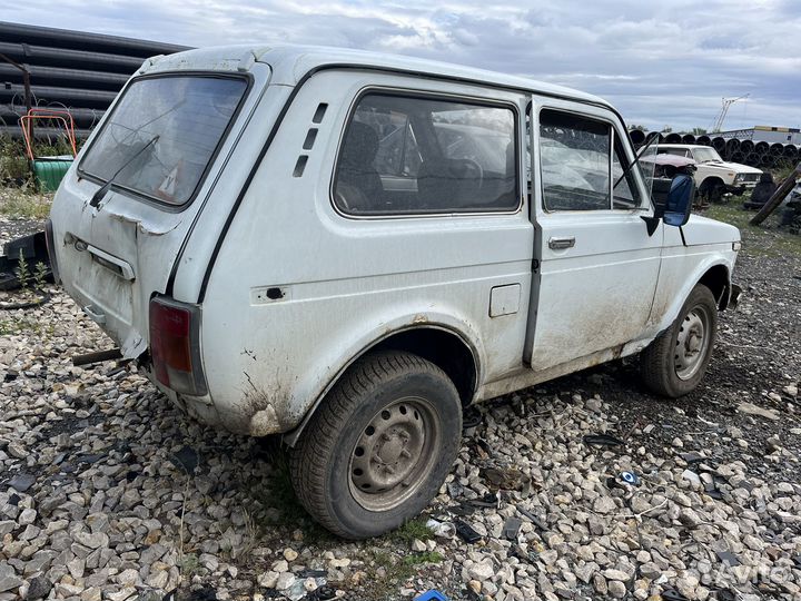 Niva 21213 в разборе