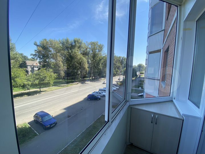 2-к. квартира, 60 м², 3/9 эт.