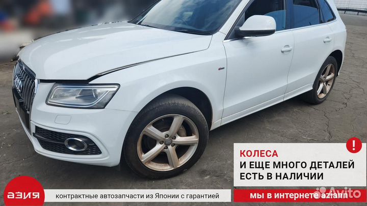 Накладка на рамку радиатора Audi Q5 8R cncd (2.0)