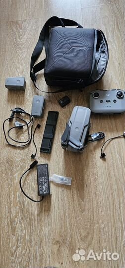 Квадрокоптер DJI Mavic Air 2 Fly More Combo