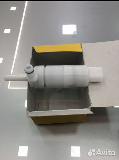 Насос омывателя фар