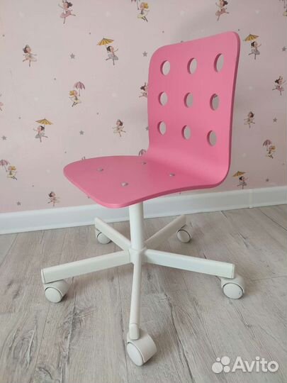Стул на колесиках детский IKEA икеа
