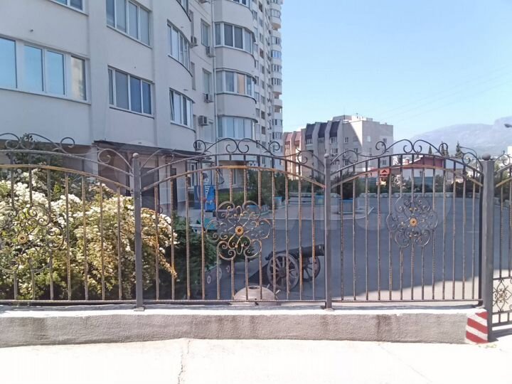 3-к. квартира, 103 м², 4/16 эт.