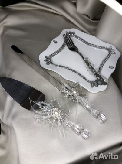 Свадебные принадлежности для торта