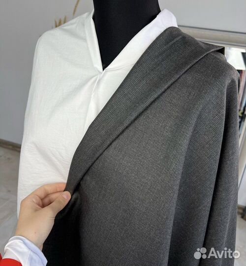 Шикарная костюмная ткань