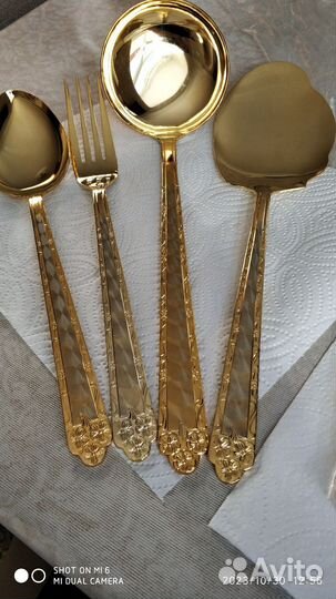 Половник, вилка, ложка, лопатка