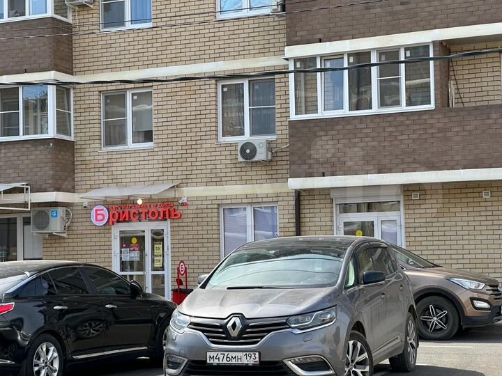 Торговая площадь, 54.1 м²