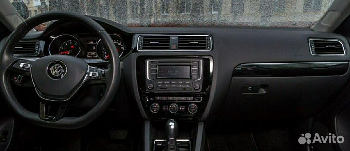 Торпедо Volkswagen Jetta (жетта)