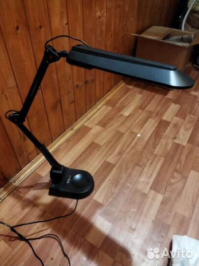 Лампа настольная