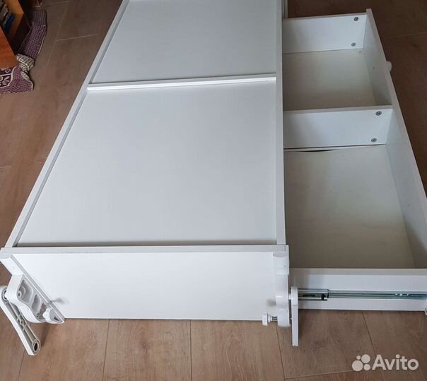 Ящик для детской кроватки