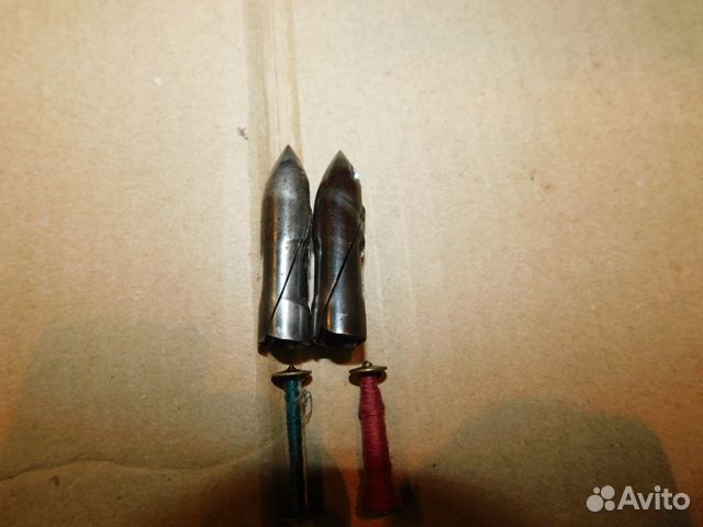 2 редких челнока с катушками Зингер зап часть