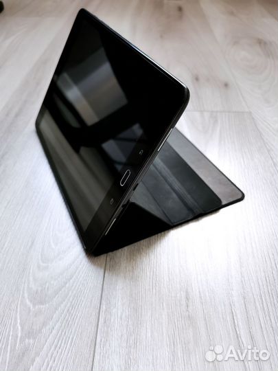 Планшет Samsung galaxy tab a + чехол книжка