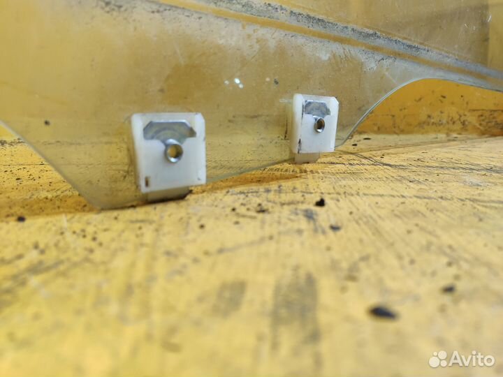 Стекло переднее правое для Mazda 6 GG 2003-2007