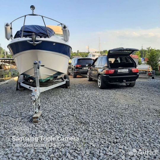 Bayliner 245 SL cruiser США с купальный палубой