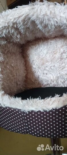 Лежанка для собак и кошек